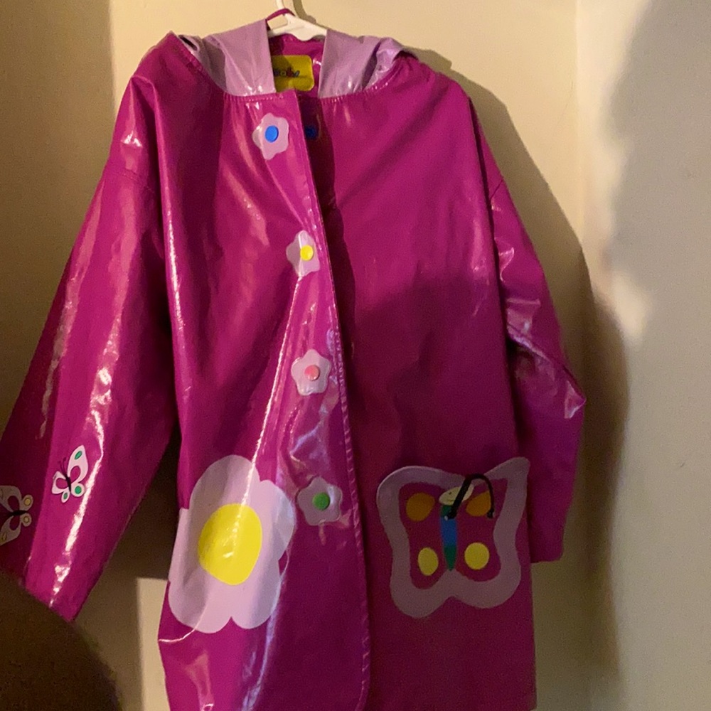 Girls size 6/7 rain coat
